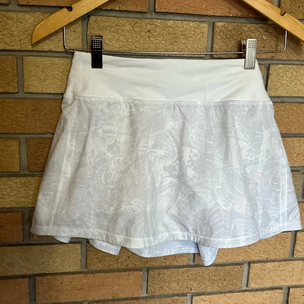 Lululemon Pace Rival Skirt (Regular) No Panels Eternal Wave White Size 4